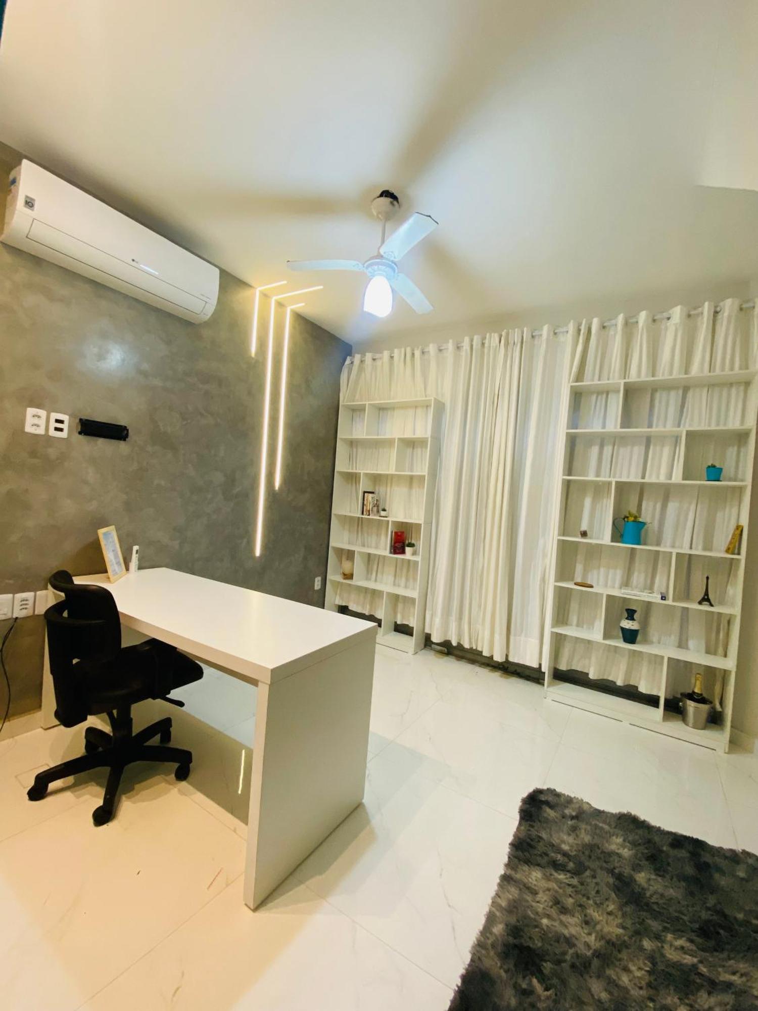 Charmoso Studio, Em * Castanhal